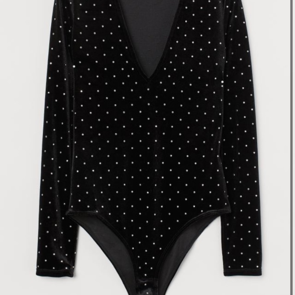 H&M V-Neck Bodysuit - Picture 2 of 3